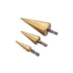 Сверло ступенчатое по металлу 3 шт 4-12 4-20 4-32 в чехле KROFT