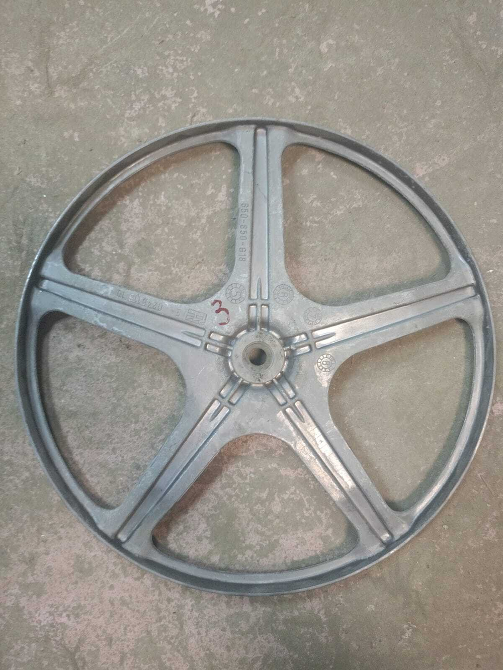 3 Шкив барабана для стиральной машины Electrolux 1249692 б/у