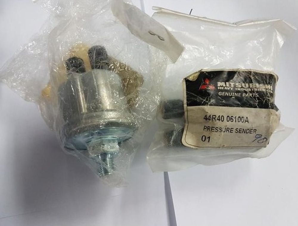 Датчик двления масла / Unit, Oil Pressure АРТ: 44R40-06100