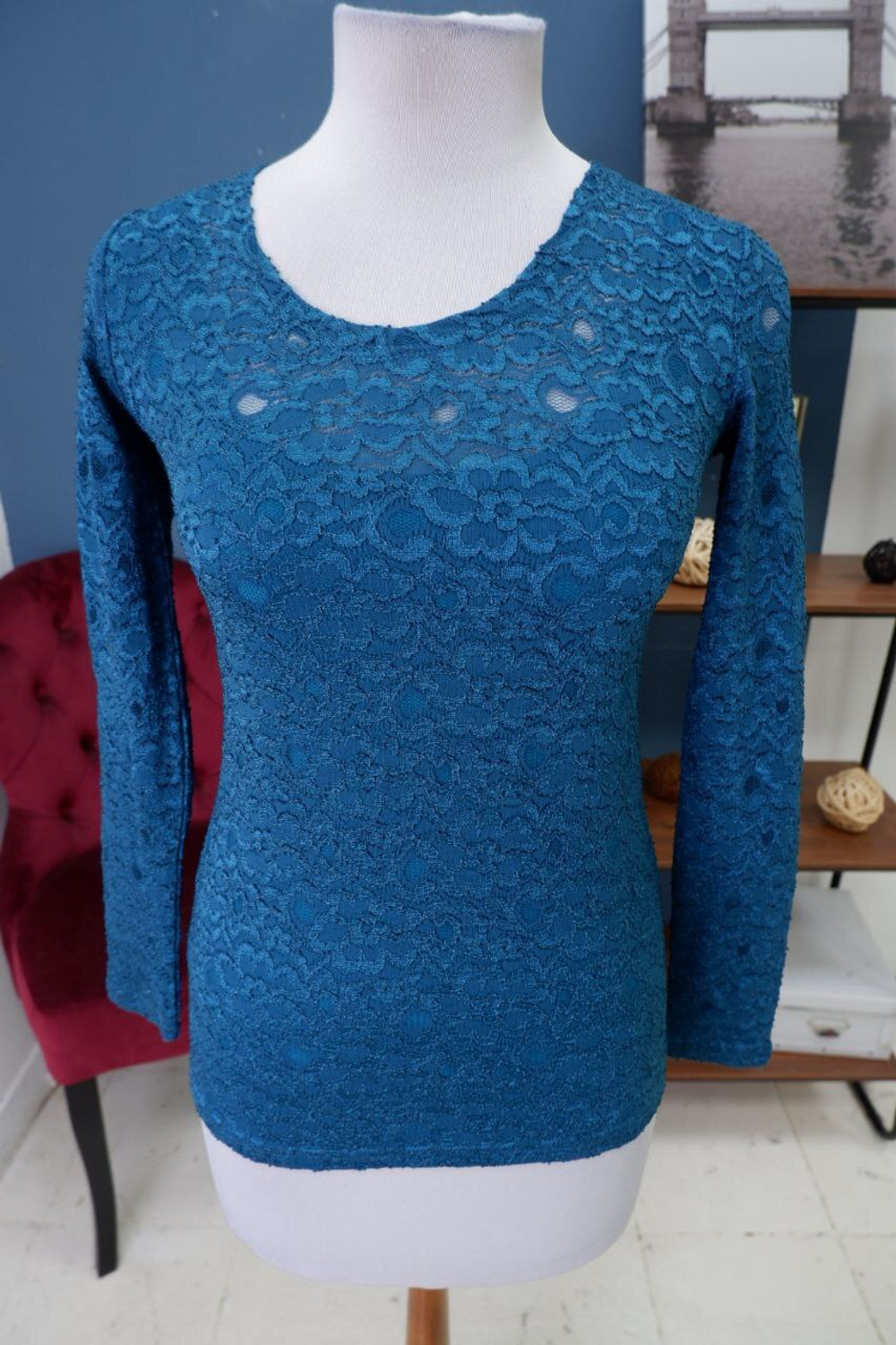 Джемпер гипюровый 44 размер