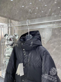 Пуховик Gucci