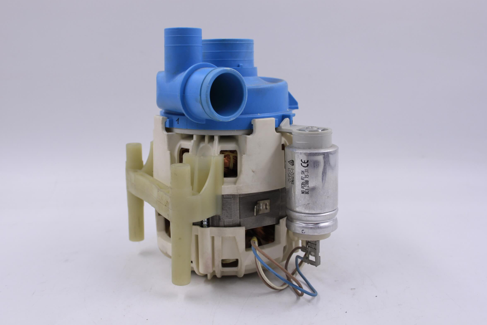 Циркуляционный насос 206731170 посудомоечной машины Smeg