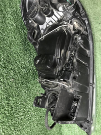 Битая Фара правая Volvo XC60 1 (2008-2013) ксенон