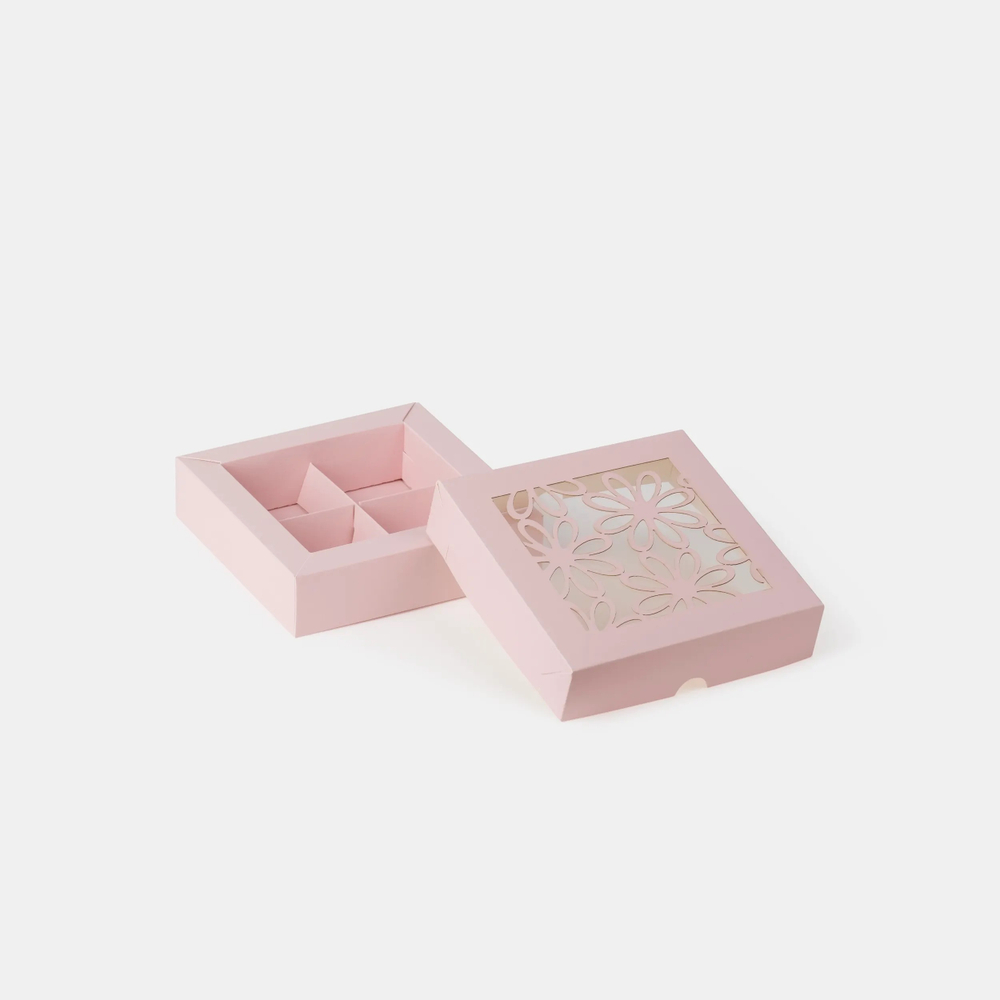 РОЗОВЫЙ Коробка для 4 конфет с окном "Ромашка"