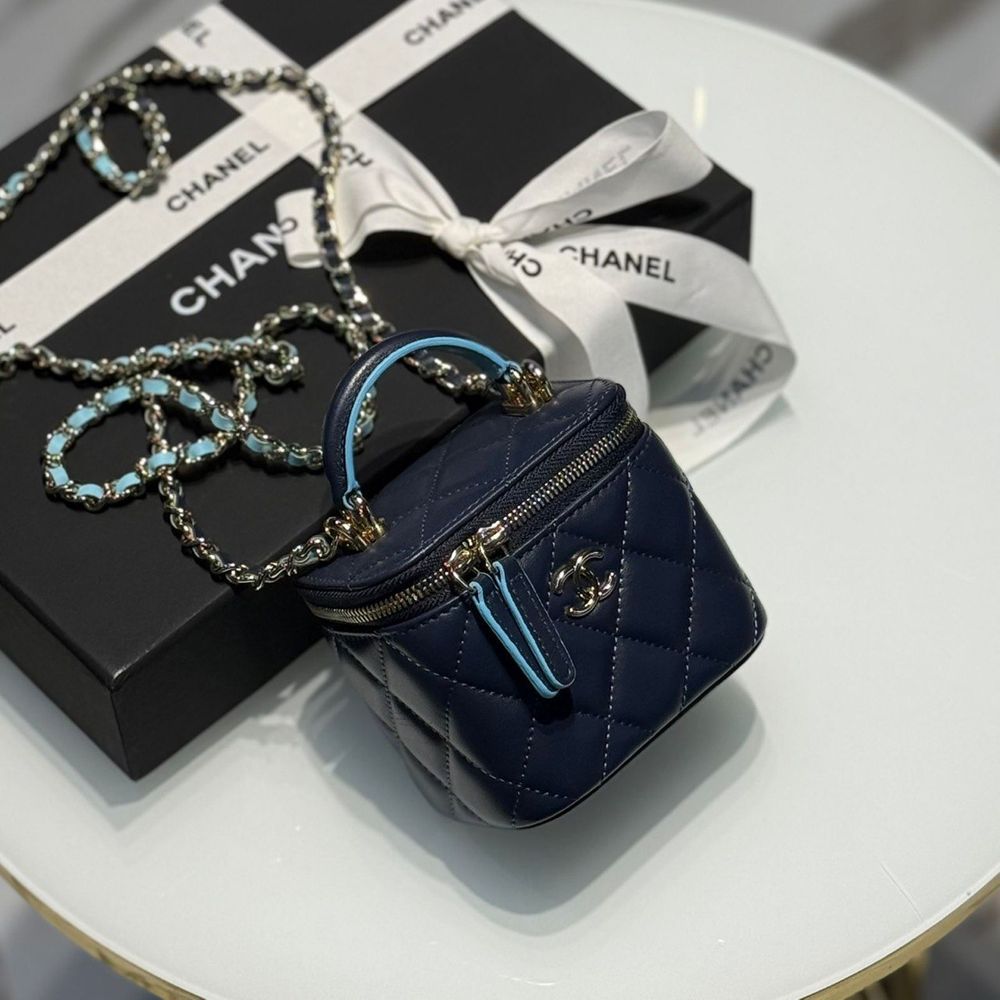 Сумка CHANEL