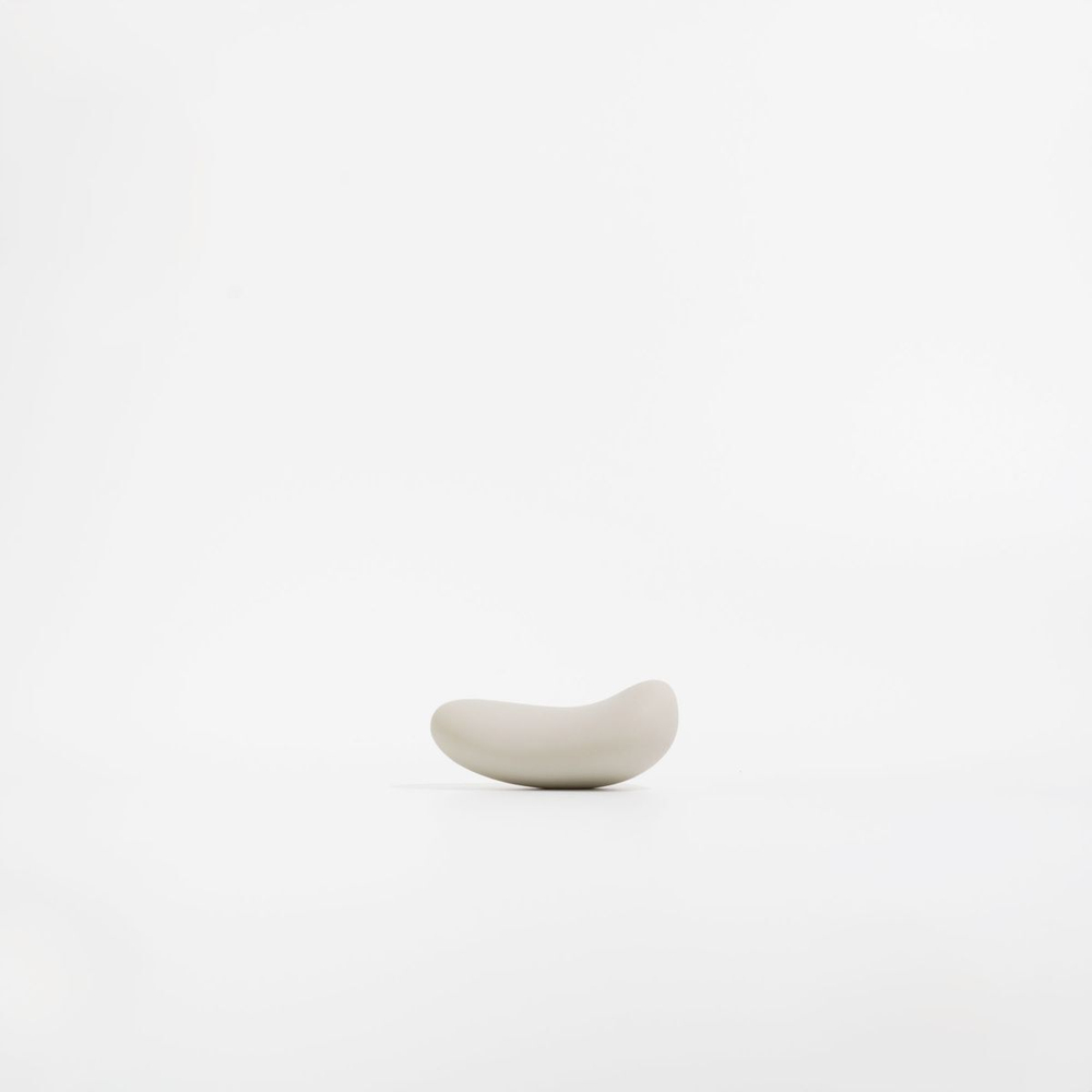 Серый вибромассажёр Opal