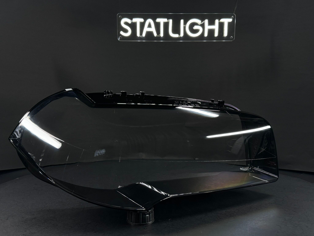 Правое стекло фары BMW X3 E83 2004-2010 рест