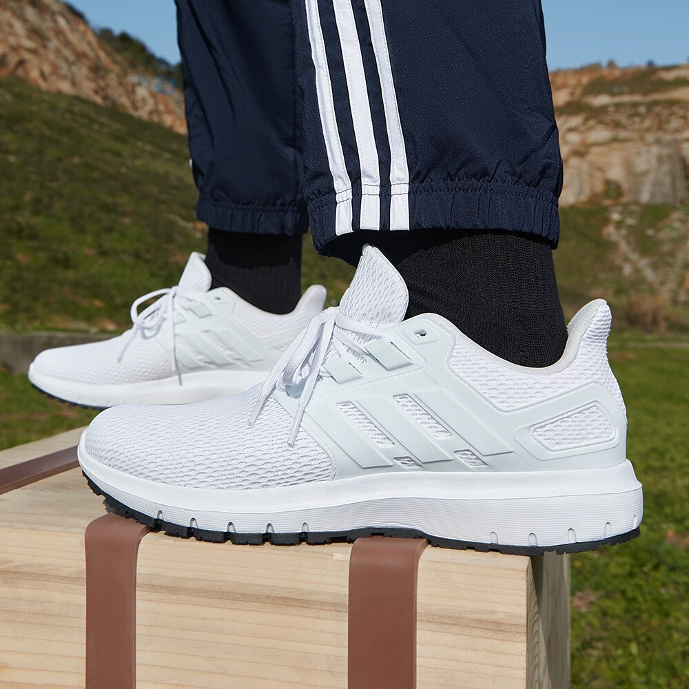 Кроссовки adidas Ultimashow
