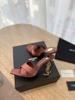 Saint Laurent Mules