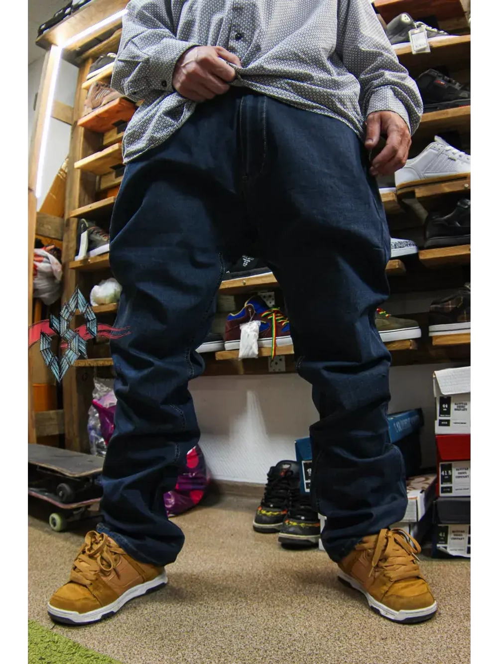 Джинсы прямые широкие трубы от Savitar Shoes Company