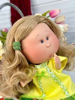 Кукла Nines виниловая 30см MIA в пакете (3000M2)