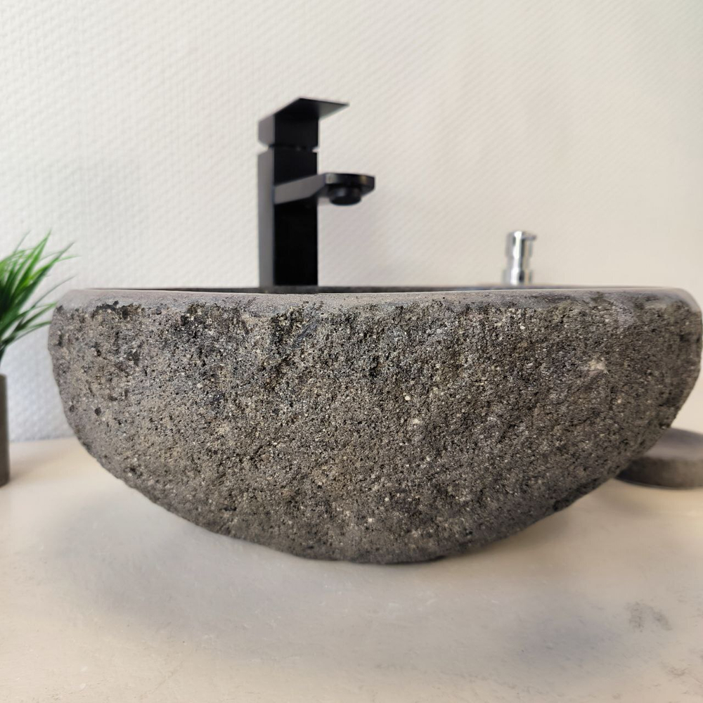 Раковина из речного камня RS-66033 37х35х15 из натурального камня
