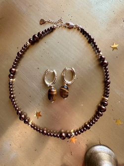 Чокер Тиана из шоколадных бусин