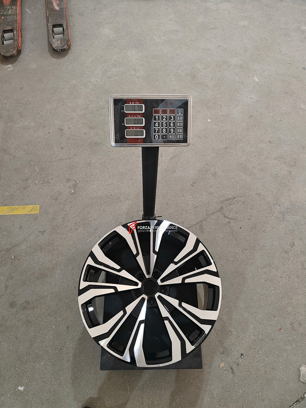 КОВАНЫЕ ДИСКИ ДЛЯ BMW X7 M60i G07 Рестайлинг 2025 БМВ