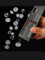 Муассанит 4мм D/VVS1