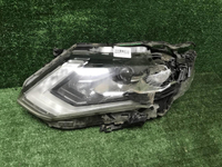 Битая Фара левая Nissan X-Trail T32 (17-22) LED