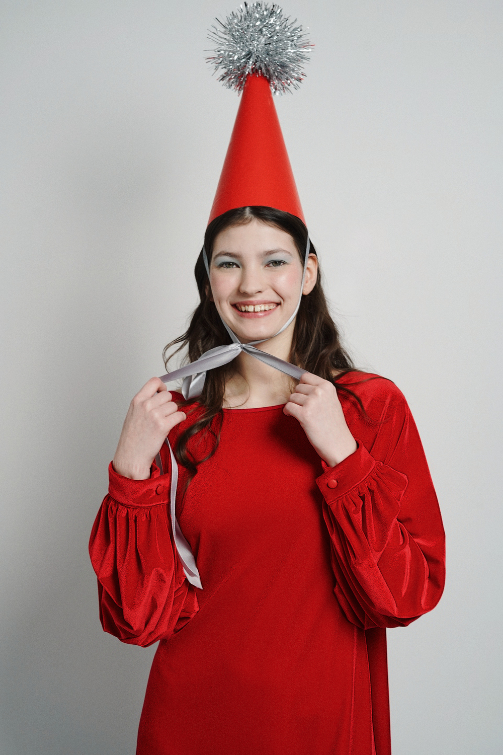 Платье с запахом на спине и длинным рукавом из бархата "Заветное желание"