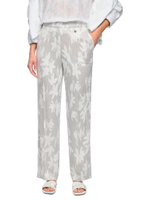 AC 81.68 J37 WUKARI  брюки