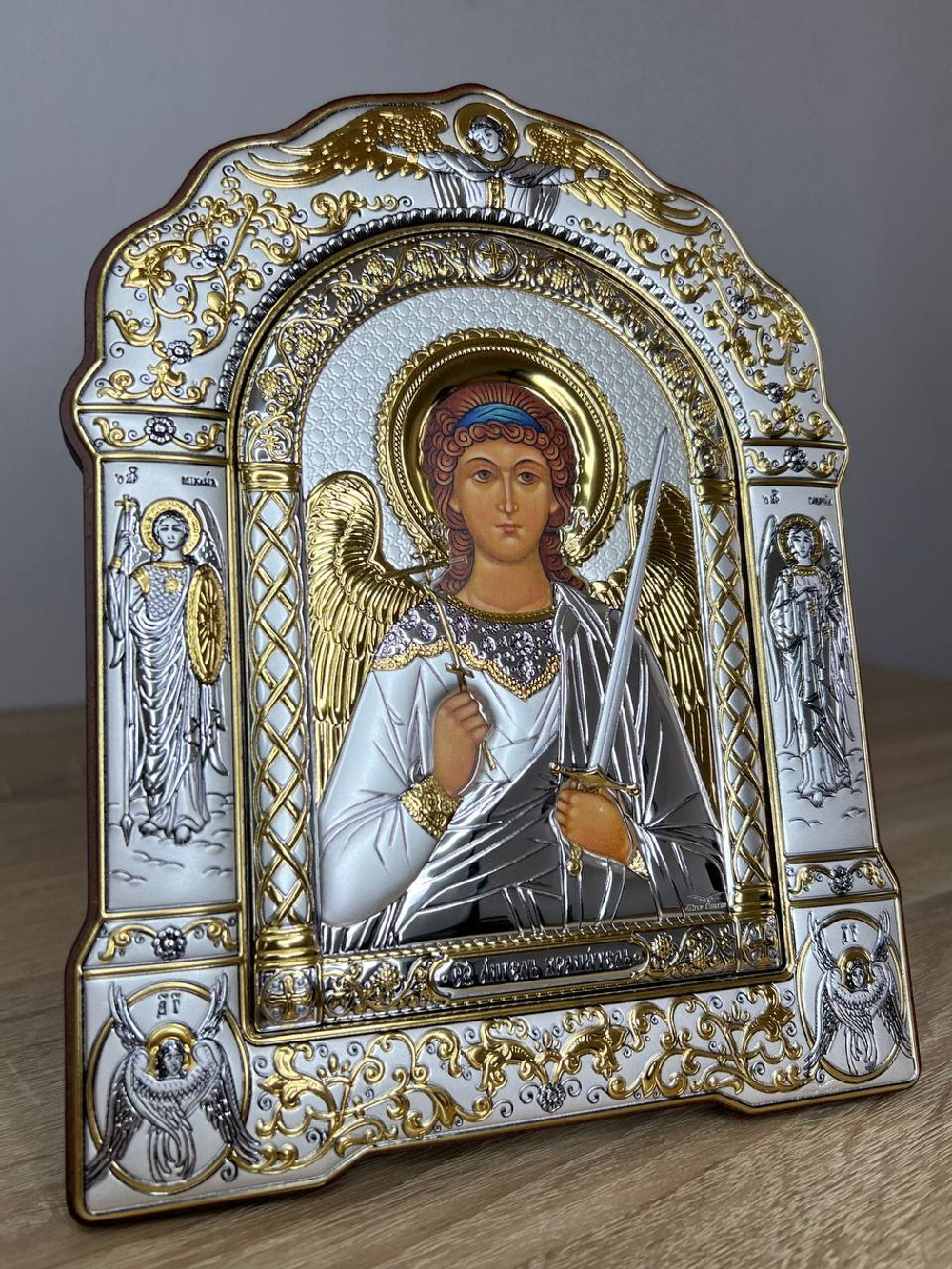Ангел Хранитель, икона арочная с рамкой, красное дерево 206х270