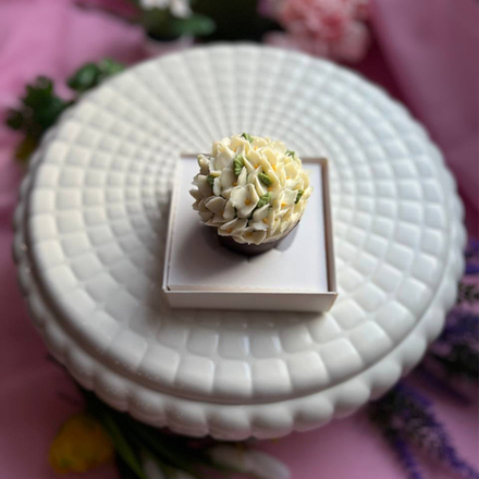 Шоколадный горшочек "Цветочный десерт"