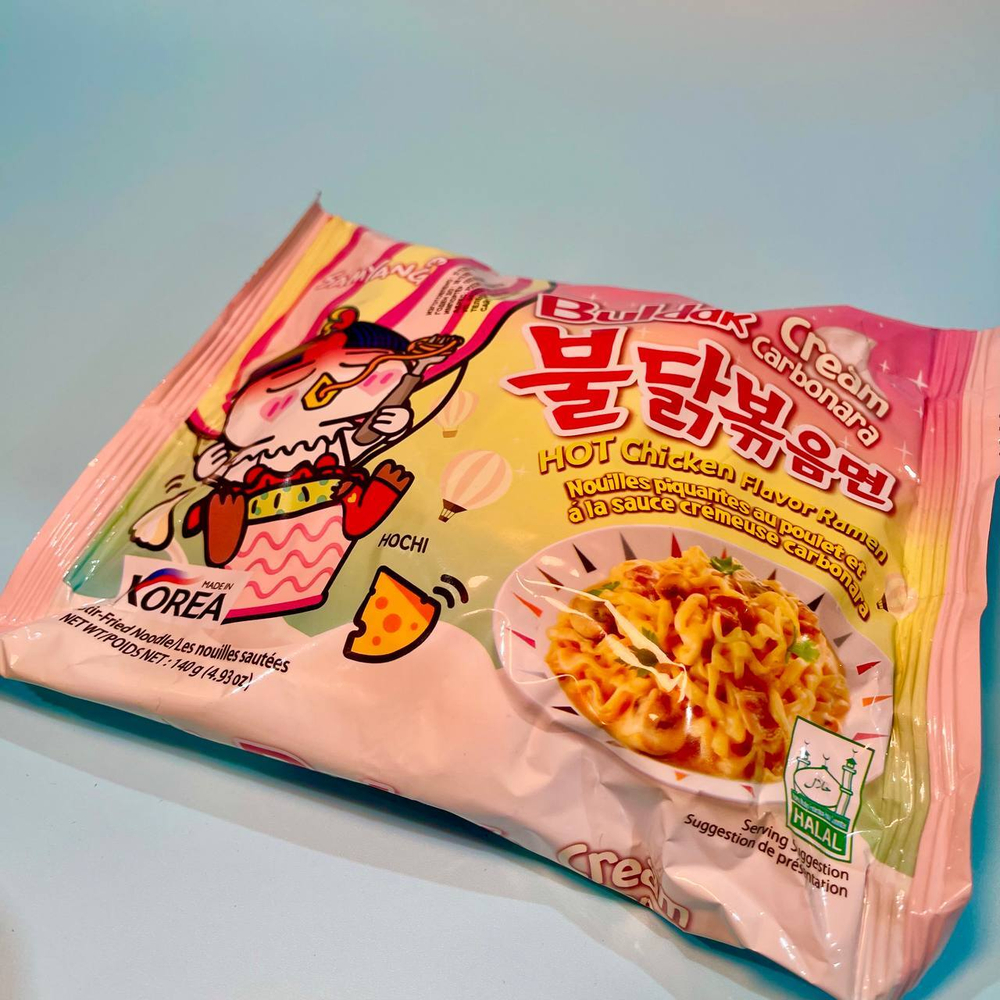 Лапша б/п со вкусом острой курицы в соусе крем-карбонара Hot chicken flavor ramen Cream Carbonara 140г