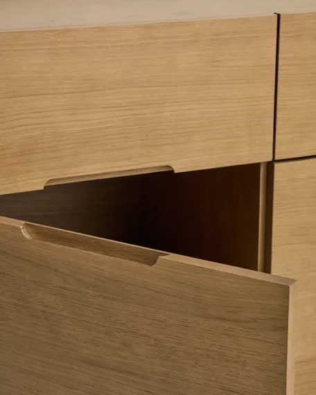 Сервант Arelida из дубового шпона и массива дуба светло-коричневый, 200 x 80 см.