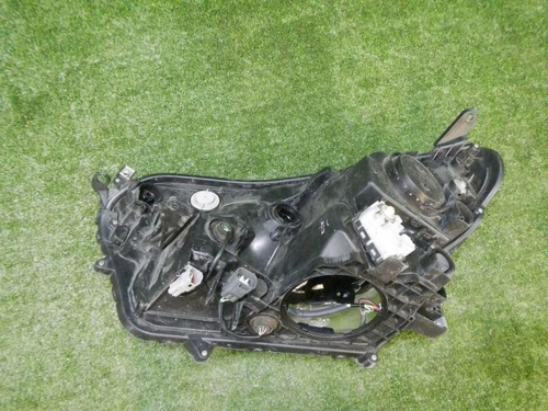 Фара правая Toyota RAV4 4 CA40 (2015-2019) LED