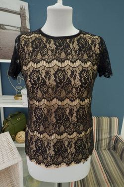 Футболка с ажуром 42 размер