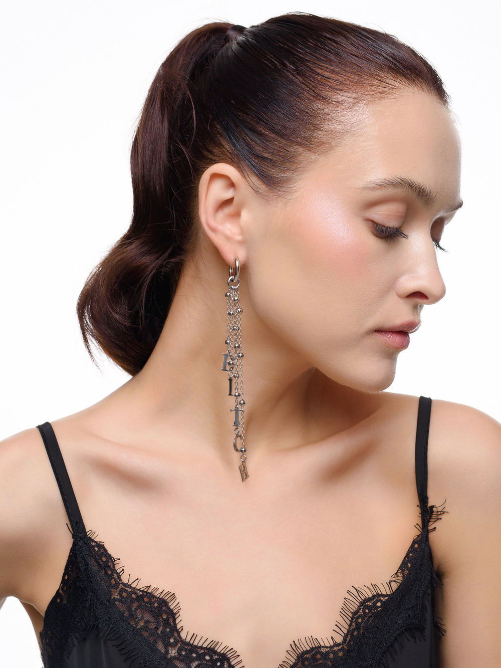 Моносерьга "Bitch" Silver с подвесками