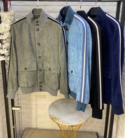 Замшевый бомбер Kiton