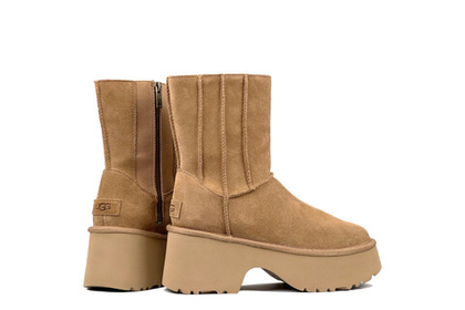 UGG Classic Twin Seam New Heights Chestnut