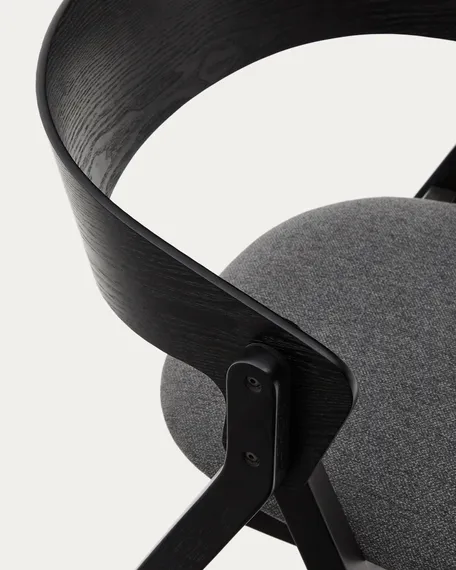 Стул Godia из дерева с черной отделкой и серым шениллом