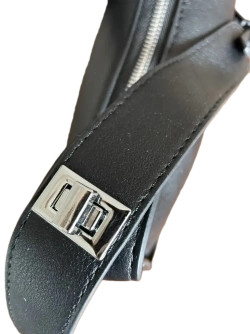 Сумка-кобура женская QOZA из экокожи, черная