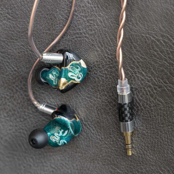 Kinera Freya Emerald Green