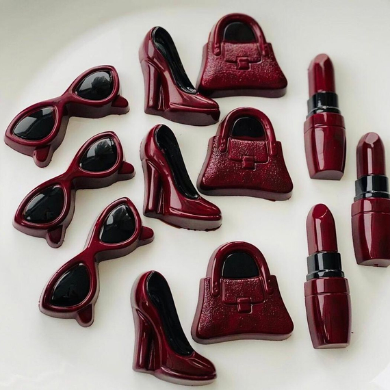 478 | Форма для шоколадных изделий (275*175 мм)