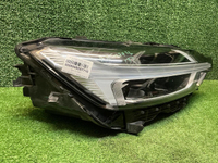 Фара правая Volvo XC60 2 (2017-2021) LED