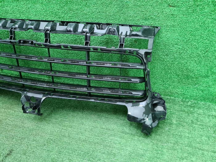 Решетка переднего бампера Porsche Cayenne 3 17-23