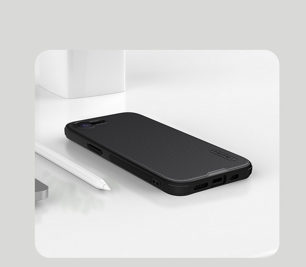 Чехол от Nillkin c поддержкой MagSafe для iPhone 16e, серия Super Frosted Shield Pro Magnetic Case
