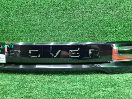 Фонарь крышки багажника Range Rover Velar (17-23)