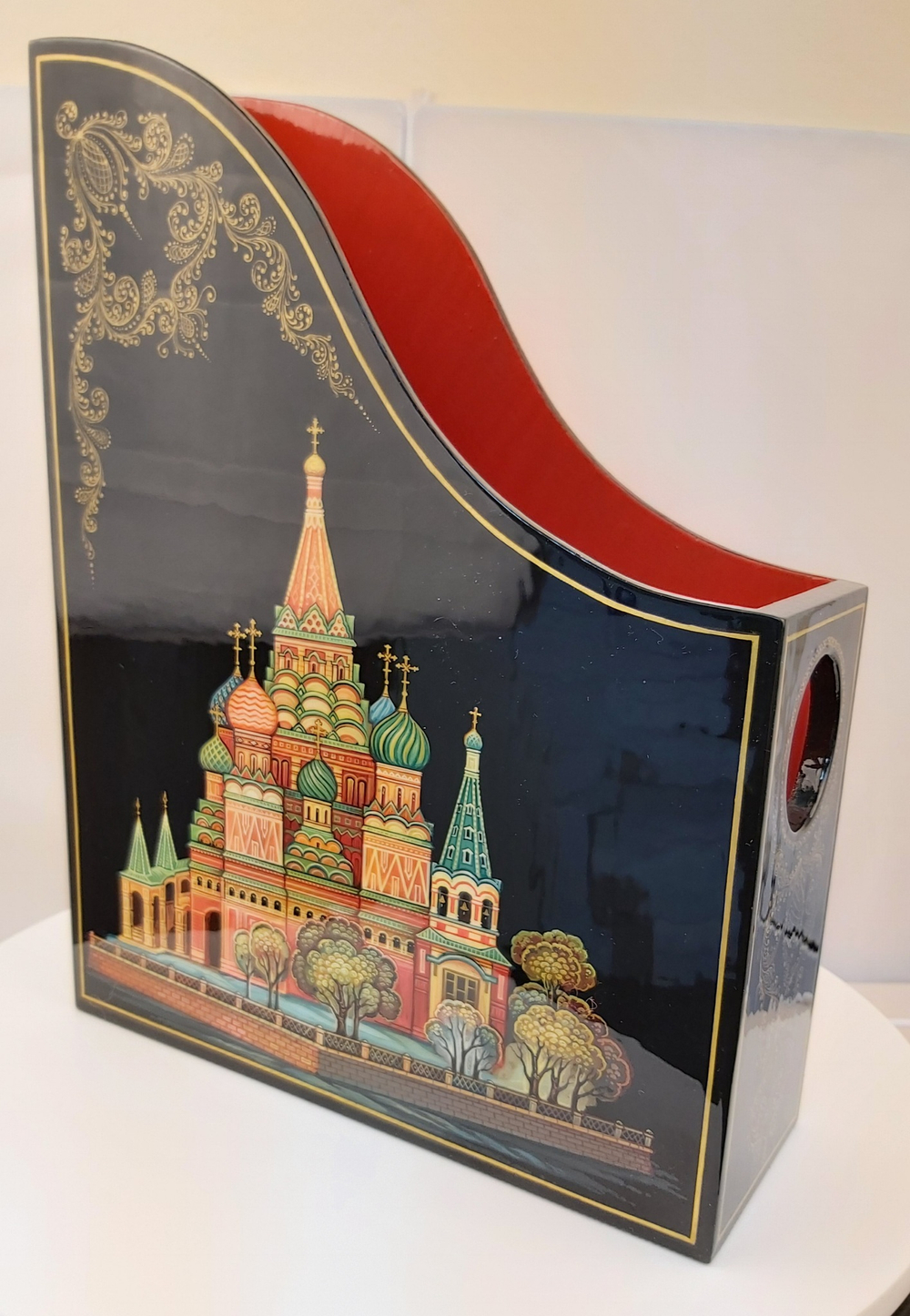 Лоток под бумаги формат А4  "Москва" с росписью Палех