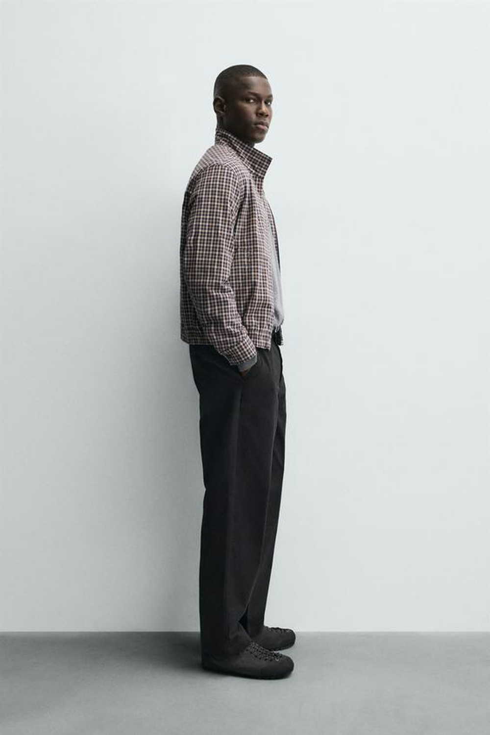 ZARA БРЮКИ ЧИНОС REGULAR FIT, ЧЕРНЫЙ