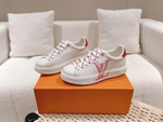 Louis Vuitton Time Out