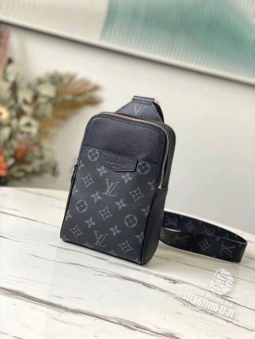 Нагрудная сумка-слинг Louis Vuitton
