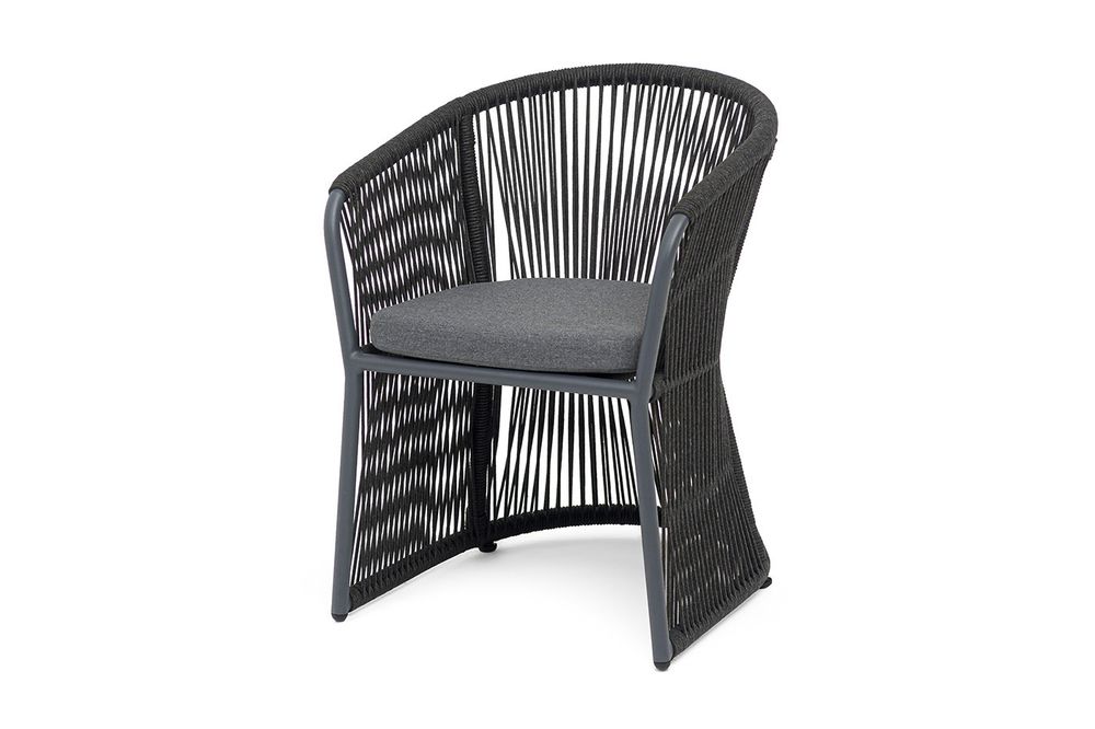"Романо" стул плетеный из роупа, каркас алюминий темно-серый (RAL7024) муар, роуп темно-серый круглый, ткань темно-серая 027