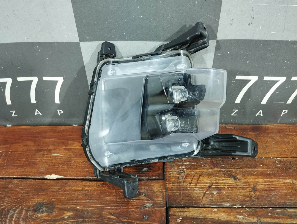 ПТФ передняя правая Kia K5 20-нв Б/У Оригинал 92202L2100