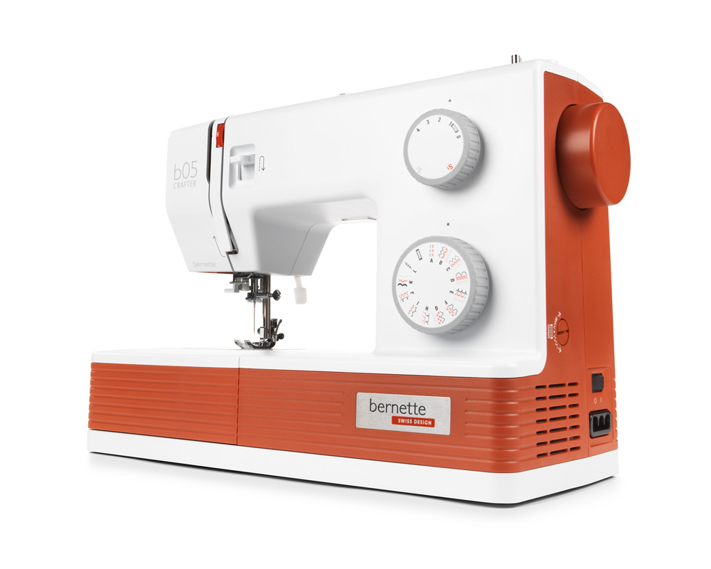 Швейная машина Bernette b05 CRAFTER