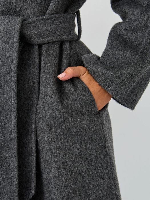 Пальто серое