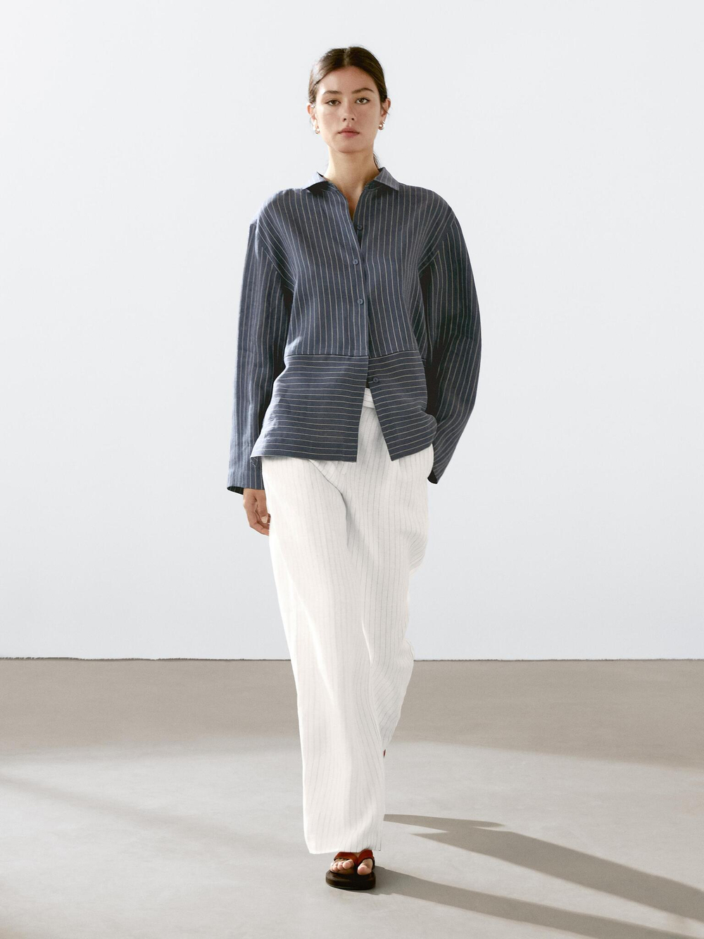 Massimo Dutti Брюки из 100% льна в полоску с пряжкой, белый