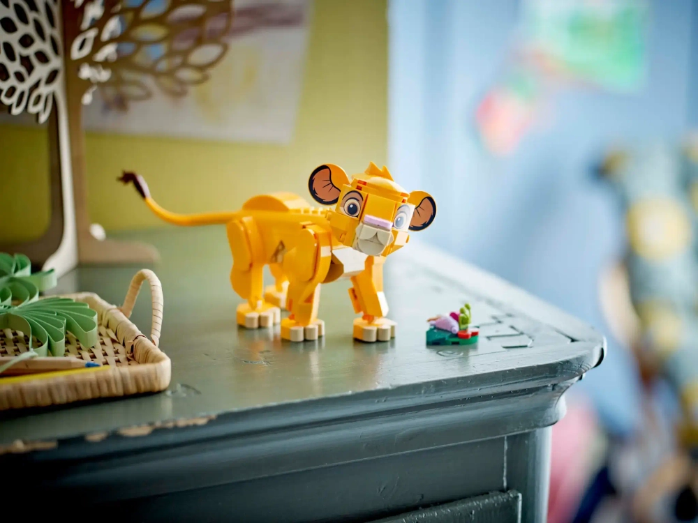 Конструктор LEGO Disney 43243 Король Лев: Малыш Симба
