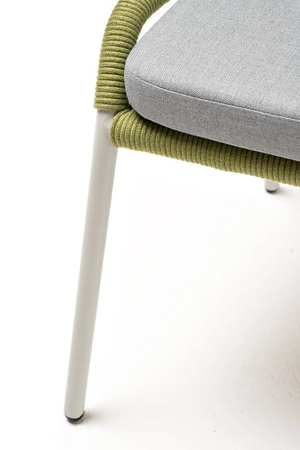 "Милан" стул плетеный из роупа, каркас алюминий светло-серый (RAL7035) муар, роуп салатовый меланж круглый, ткань светло-серая